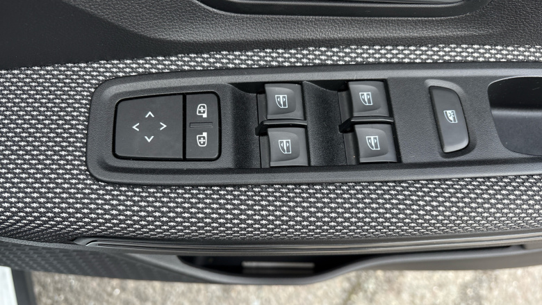 Dacia Jogger 1.0 TCe Extreme SE 5dr Petrol Estate